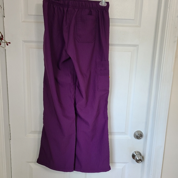 Spread Good Cheer Woman's Scrub Pants, Size: Small Color: Purple - Picture 12 of 12
